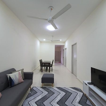 Homestay By Naf Kuantan Kültér fotó