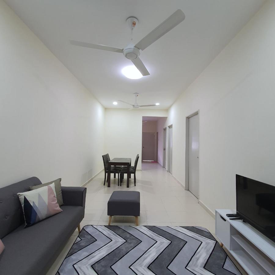 Homestay By Naf Kuantan Kültér fotó