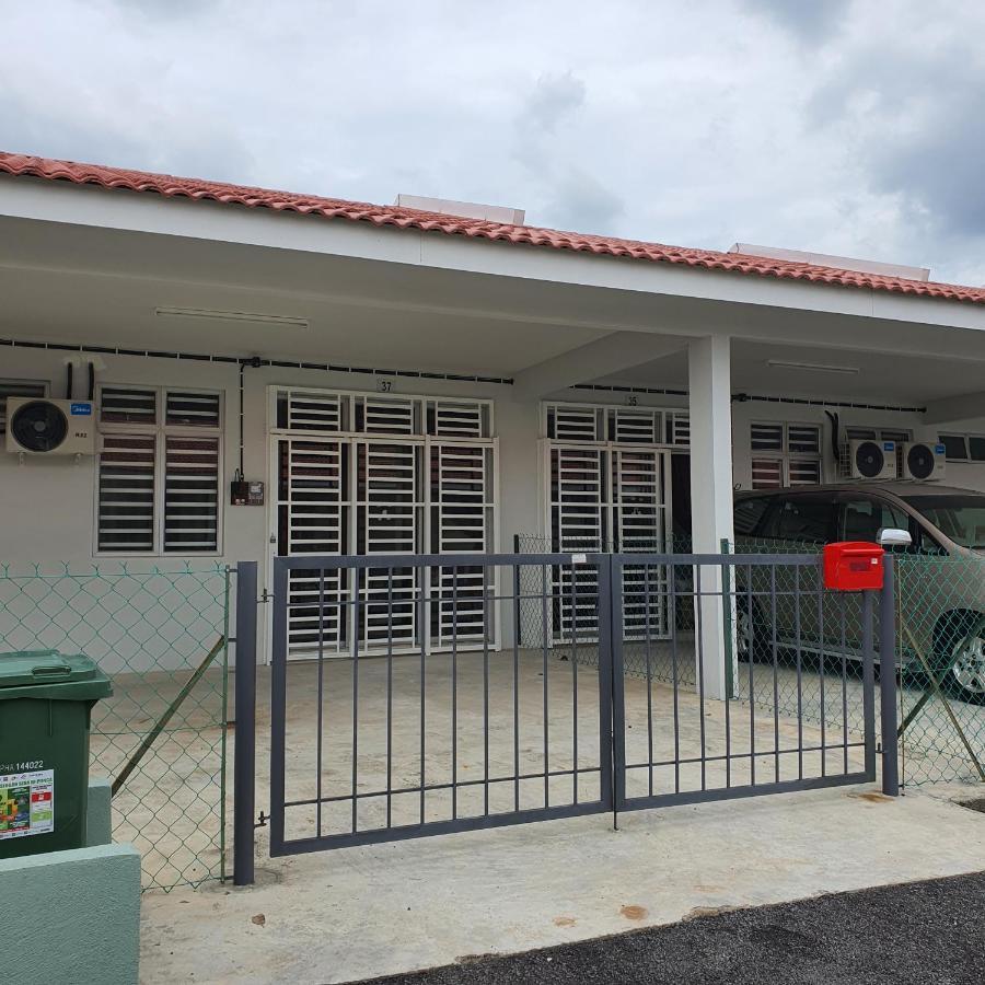 Homestay By Naf Kuantan Kültér fotó
